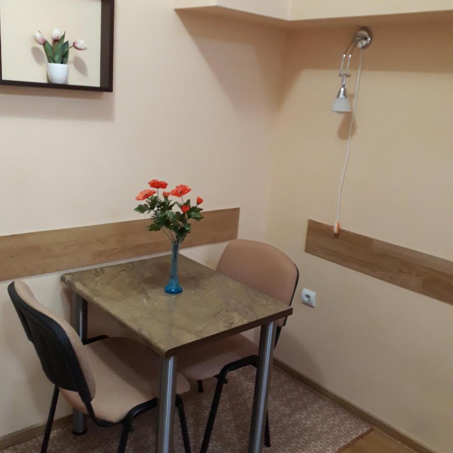 7 Vise Studio Apartamento Galaţi Exterior foto