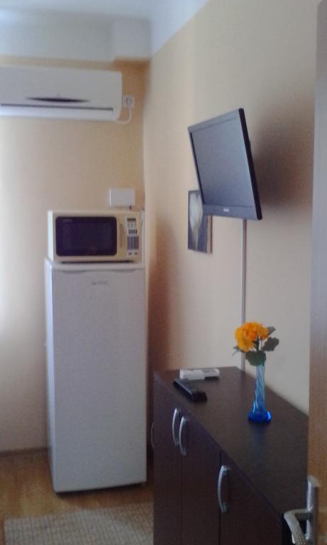 7 Vise Studio Apartamento Galaţi Exterior foto